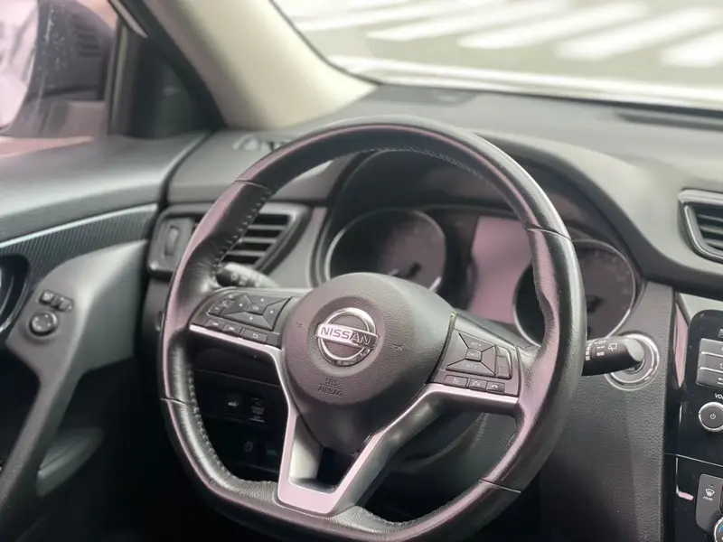 Nissan X-Trail 2.5 L CVT Luxury 4 WD — фото 7