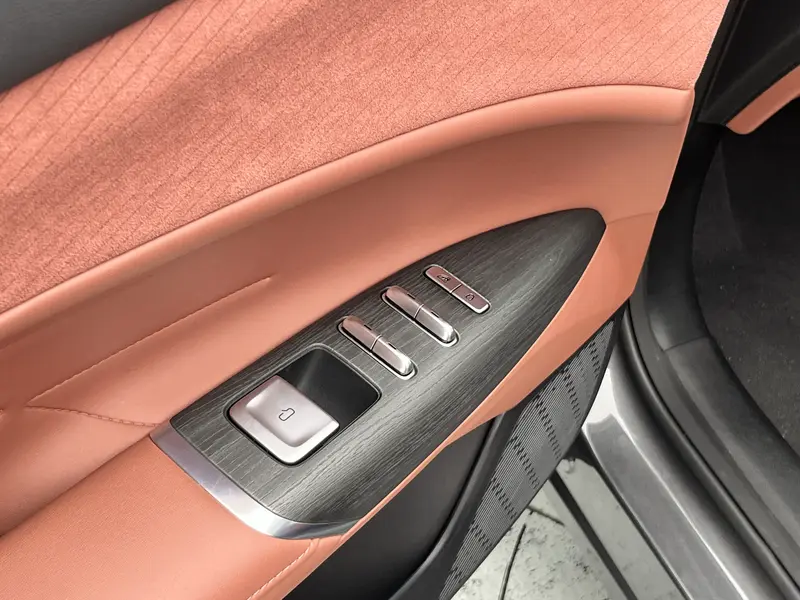 Changan CS75 Plus — фото 19