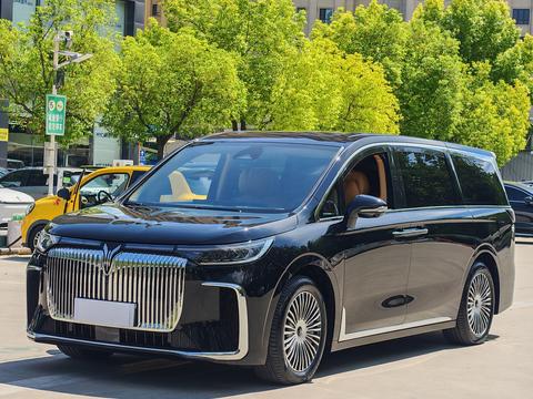 VOYAH Dreamer PHEV