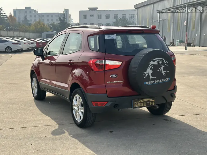 Ford EcoSport — фото 4