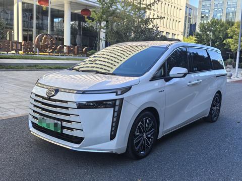 GAC Trumpchi E8 PHEV