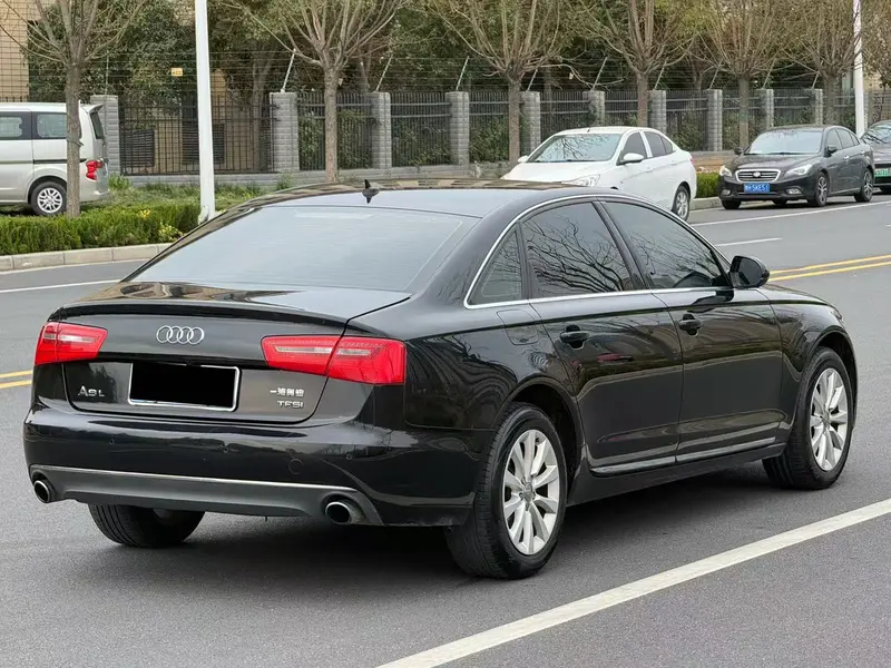 Audi A6L — фото 6