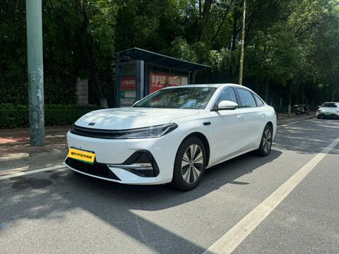 Geely Galaxy A7 EM