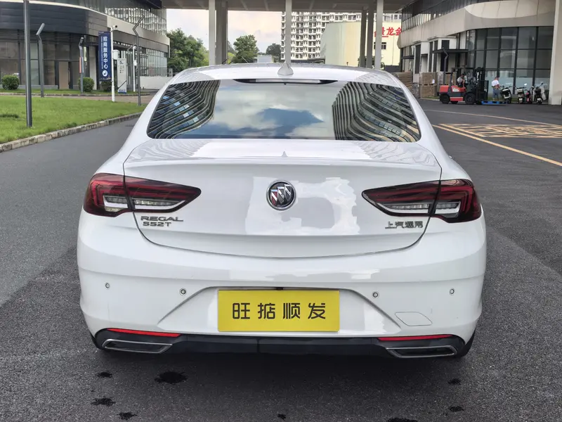 Buick Regal — фото 5