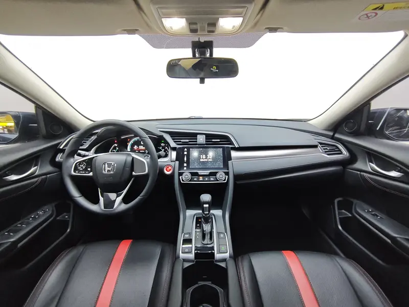 Honda Civic — фото 14