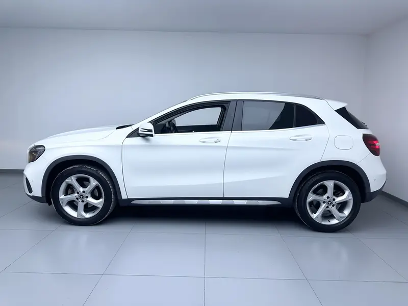 Mercedes-Benz GLA — фото 4
