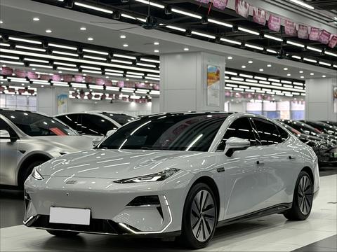 Geely Galaxy E8, 2024 год