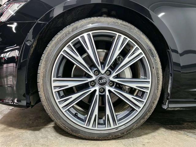 Audi A6L id 4368287 из Китая 15