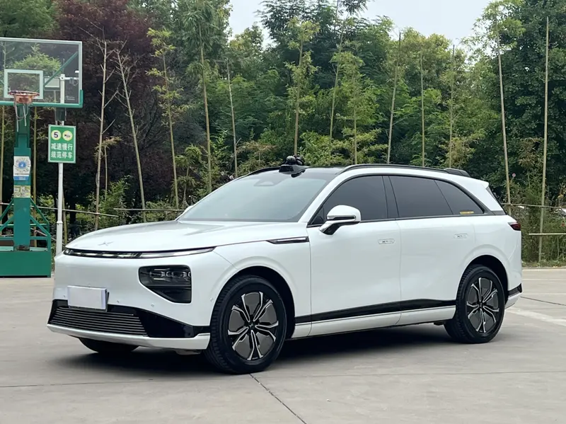 XPeng G9