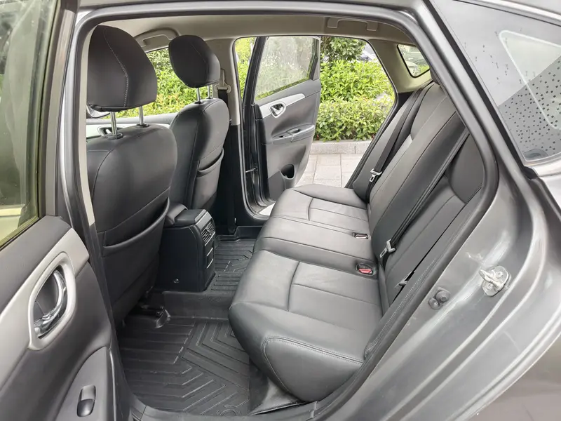 Nissan Sylphy 1.6 XE CVT комфорт — фото 12