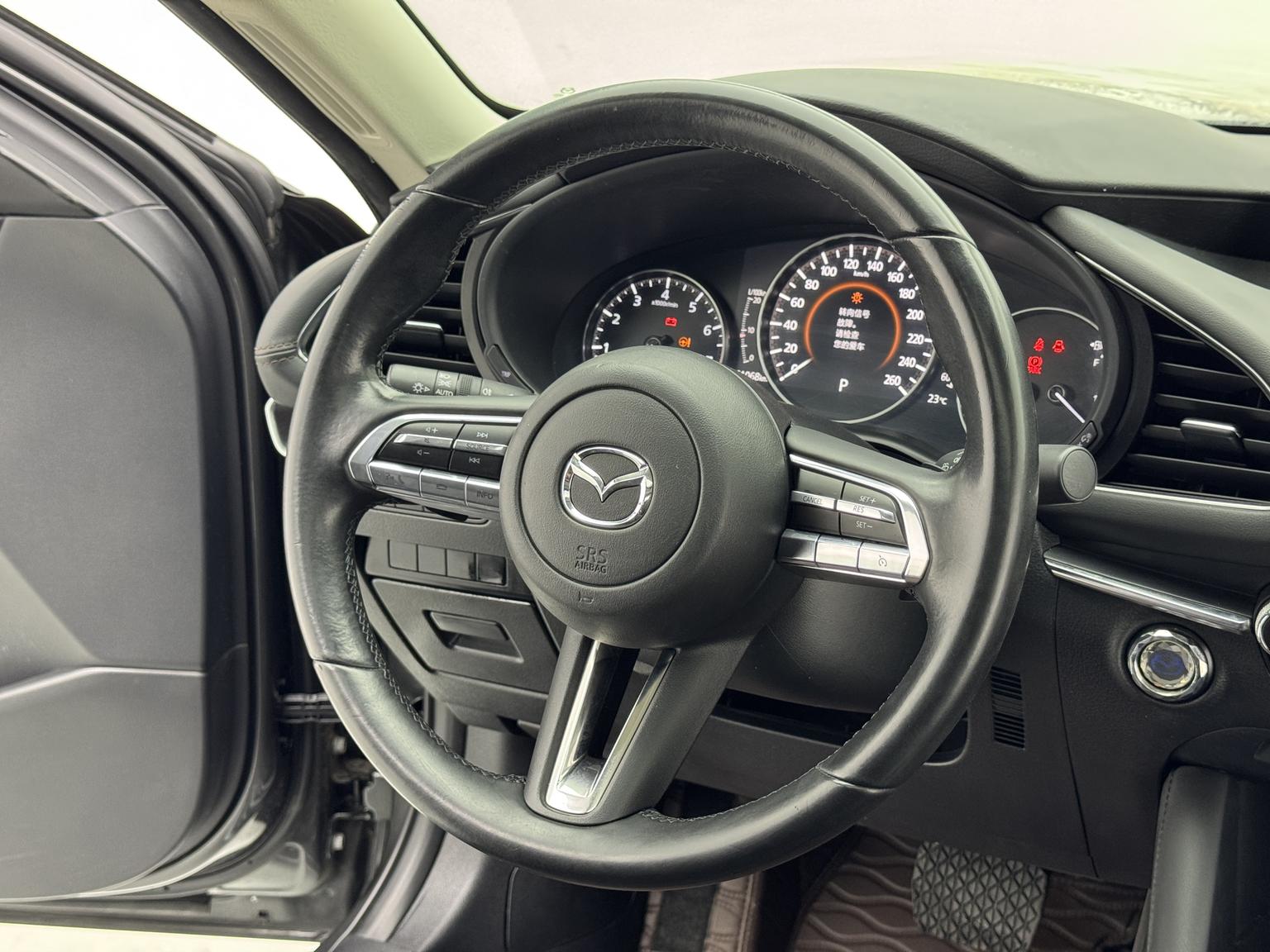 Mazda Mazda3 — фотографии объявления, Фото 12