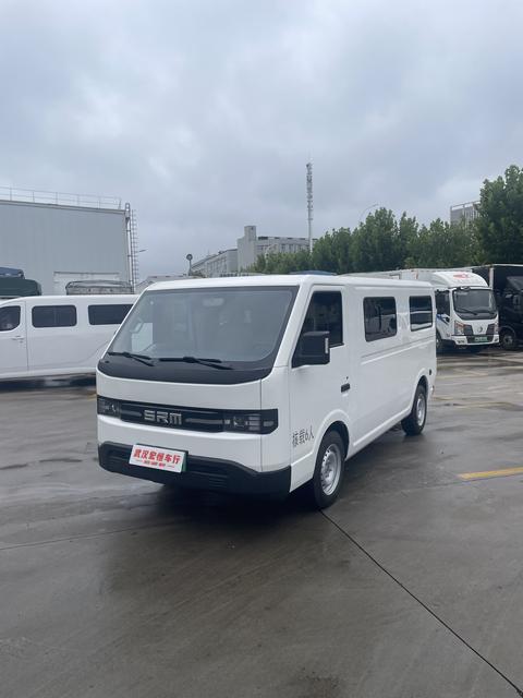 Автомобиль #2036357 E3L 2026 325km 41.86kWh 6/9 мест