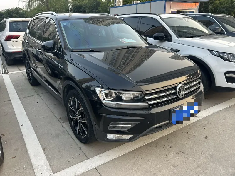 Volkswagen Tiguan L — фото 3