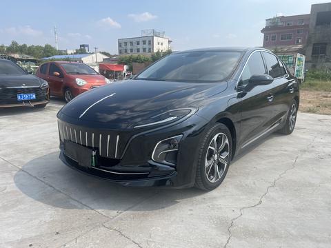 Hongqi E-QM5