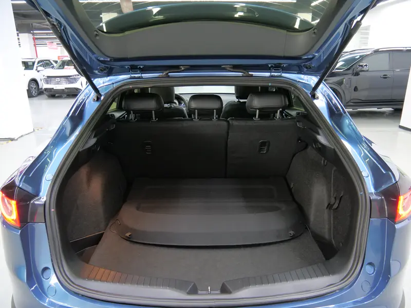 Mazda CX-4 — фото 15