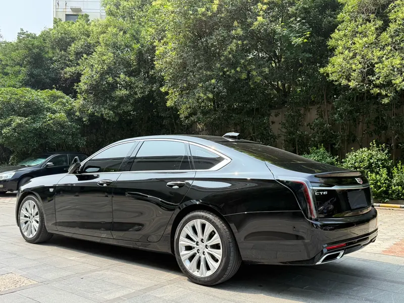 Cadillac CT6 — фото 4
