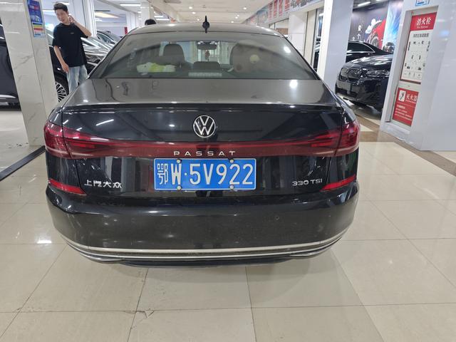 Volkswagen Passat id 4387224 из Китая 8