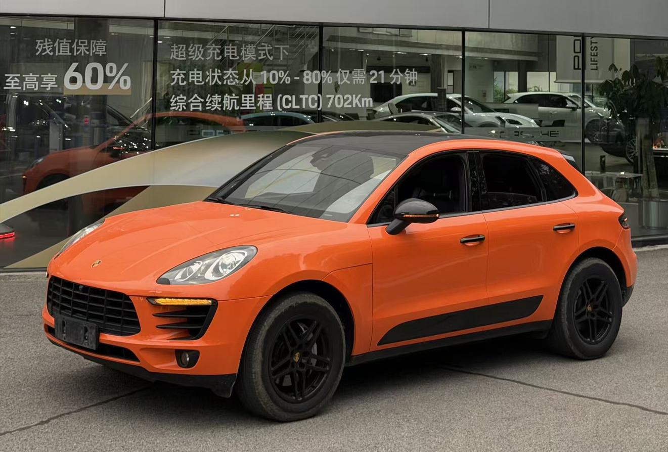 Porsche Macan 2017 1