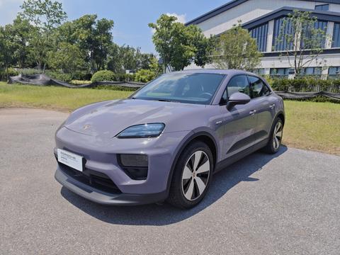 Porsche Macan EV