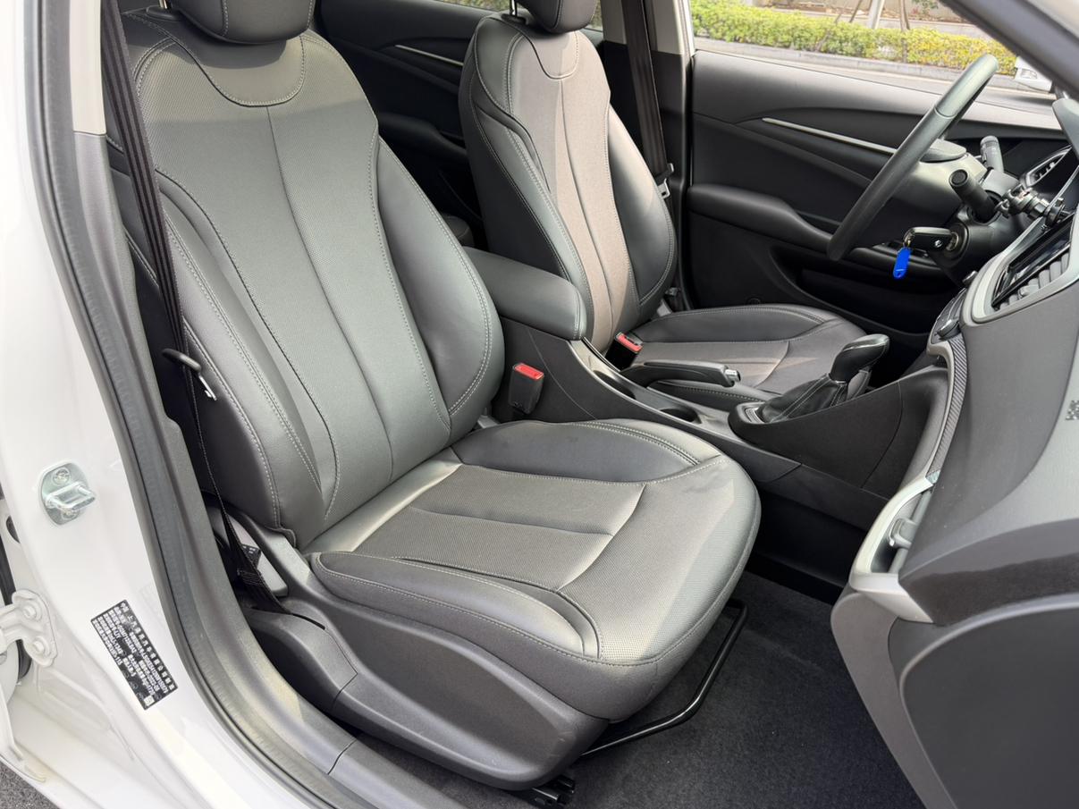Buick Excelle — фотографии объявления, Фото 11