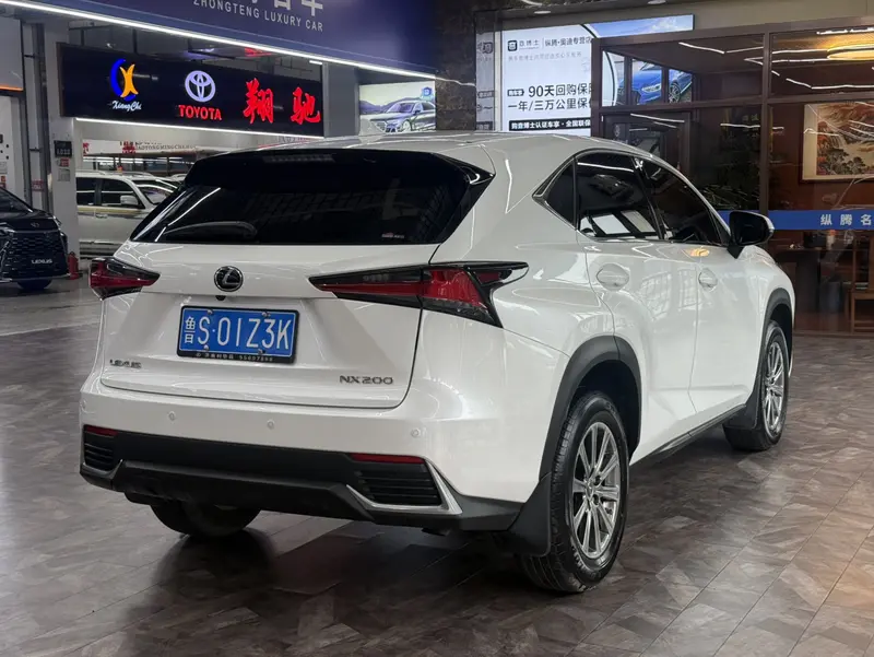 Lexus NX 200 FWD VI — фото 6