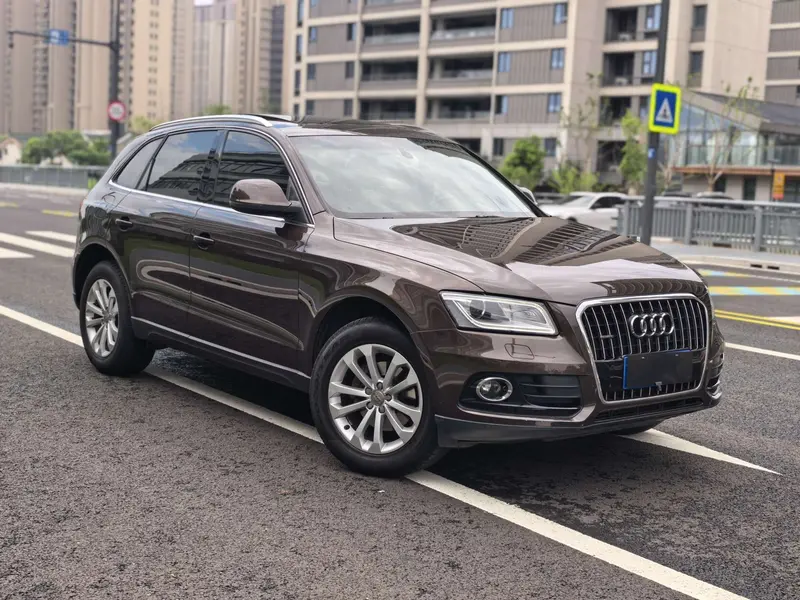 Audi Q5 40 TFSI — фото 3