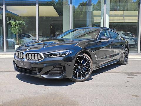 BMW 8 серии 2022 840i Четырехдверное купе M со спортивным пакетом
