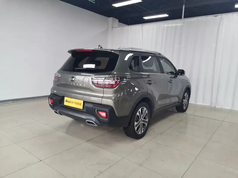 Kia Sportage — фото 7