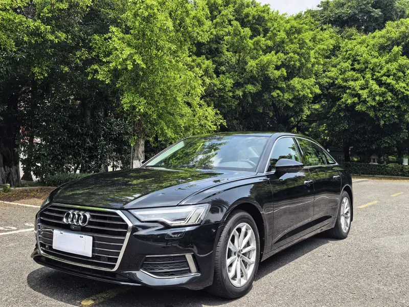 Audi A 6 L 40 TFSI