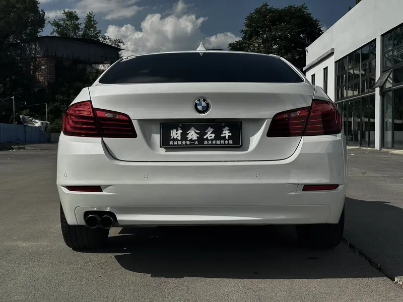 BMW 5 525 Li — фото 6