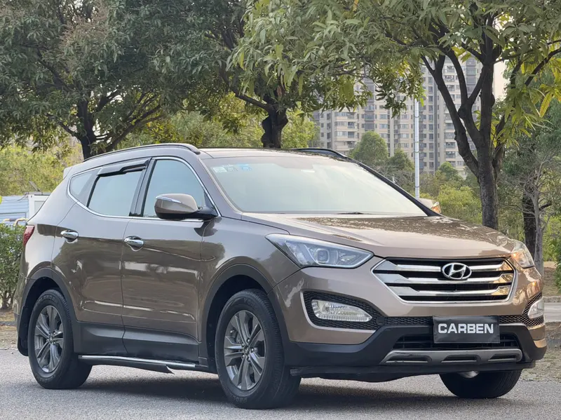 Hyundai Santa Fe — фото 3