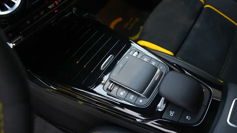 Mercedes-Benz CLA AMG — фото 10
