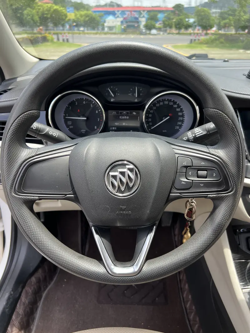 Buick Verano 15T автомат базовая — фото 10