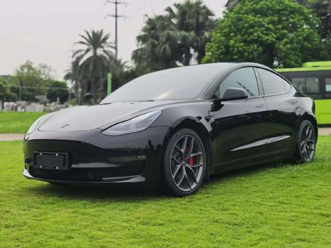 Model 3 2022 Performance, высокопроизводительная полноприводная версия