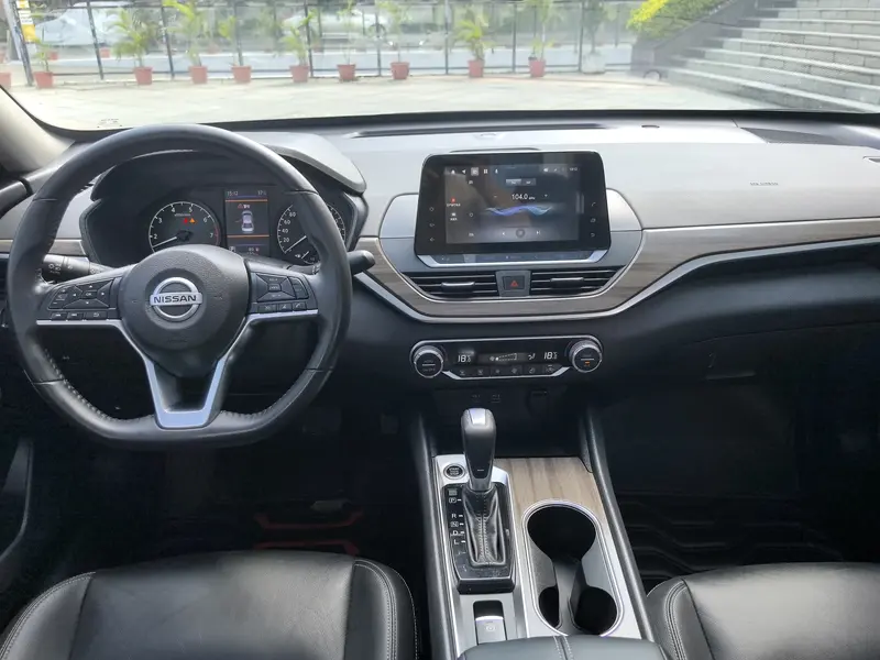 Nissan Teana 2.0L XL комфорт — фото 6
