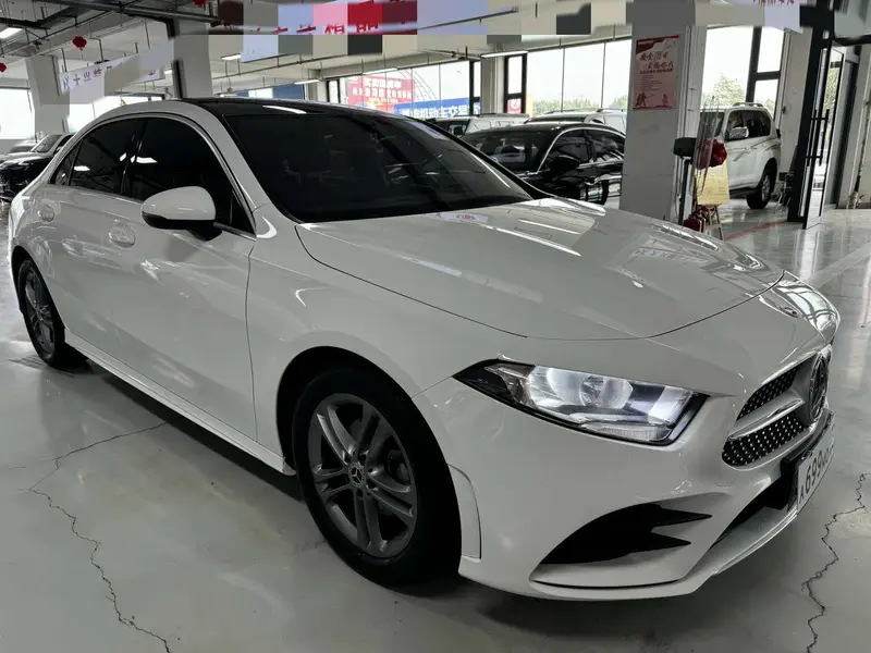 Mercedes-Benz A-Class рестайлинг A 180 L — фото 3