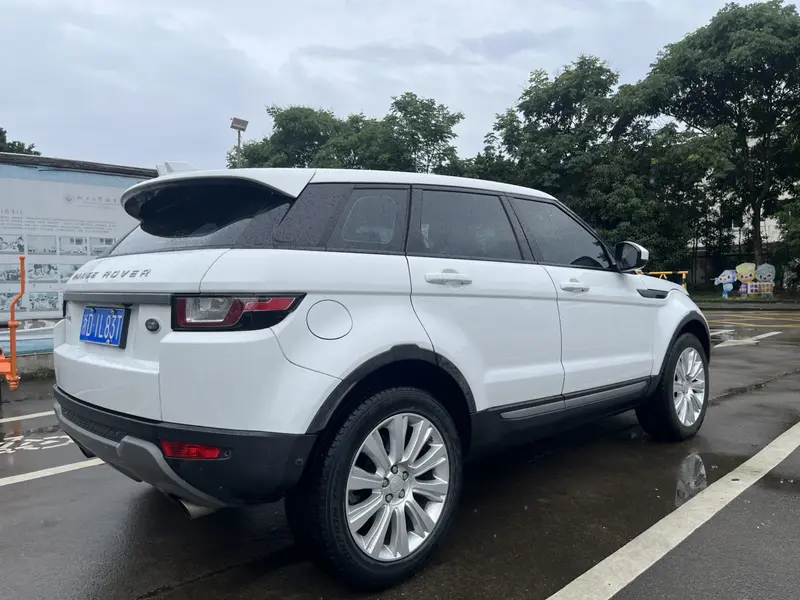 Land Rover Evoque 240 PS SE — фото 5