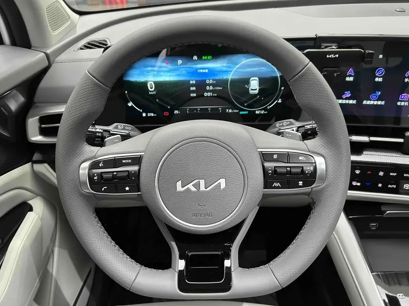 Kia Sportage — фото 11