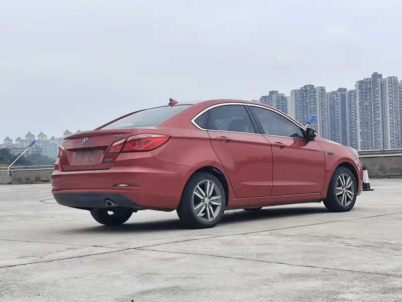 Changan Eado — фото 7
