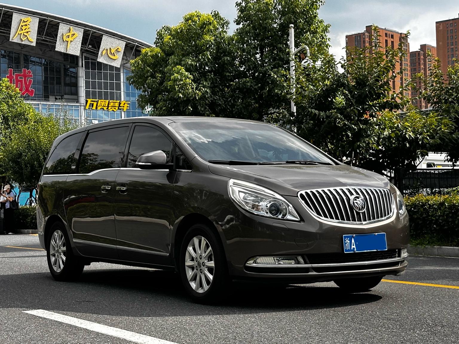 Buick GL8 — фотографии объявления, Фото 4