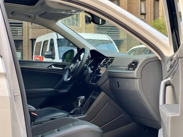 Volkswagen Tiguan L id 4387173 из Китая 22
