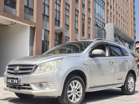 Venucia T70