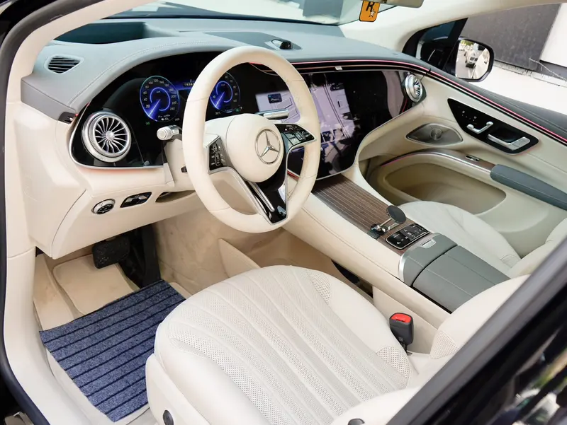 Mercedes-Benz EQS SUV EQS 450 4MATIC — фото 9