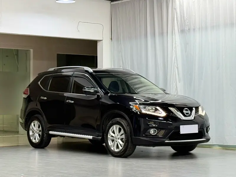 Nissan X-Trail 2.0 L CVT Comfort 2 WD — фото 3