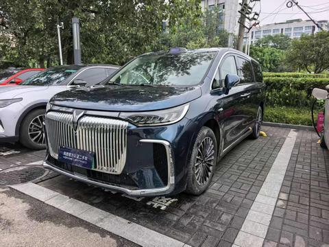 VOYAH Dreamer PHEV