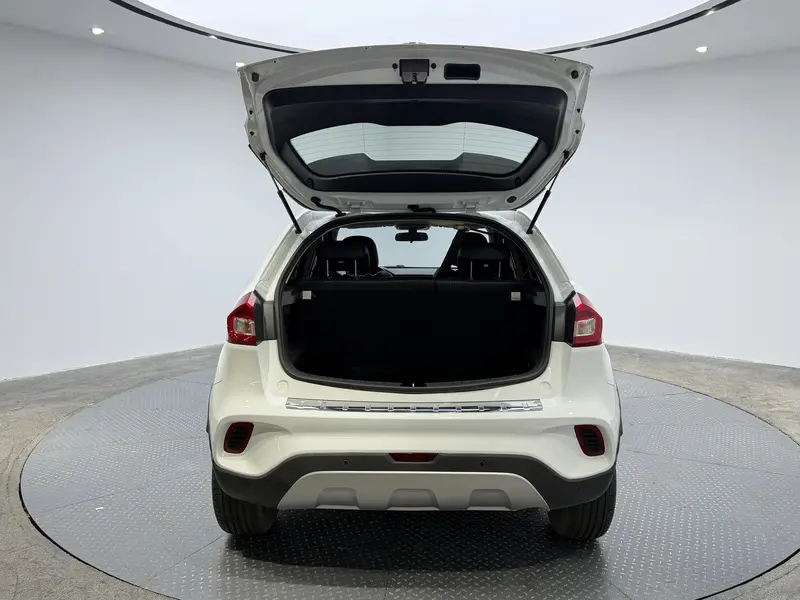 Geely Vision X3 — фото 20