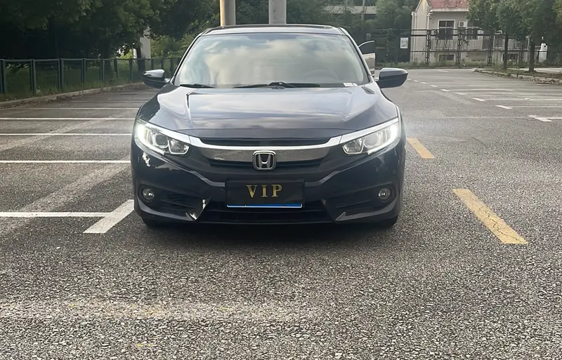 Honda Civic 220TURBO CVT люкс — фото 2