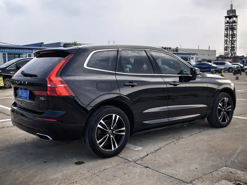 Volvo XC60 T5 полный привод смарт-плюс — фото 6