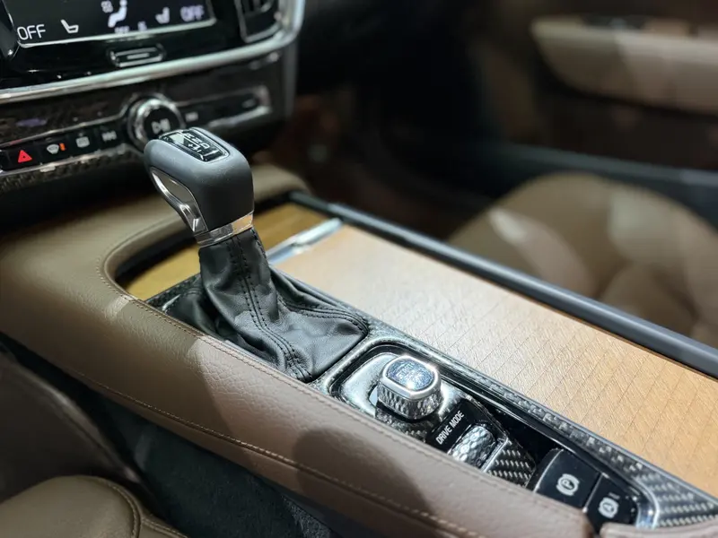 Volvo S90 — фото 10