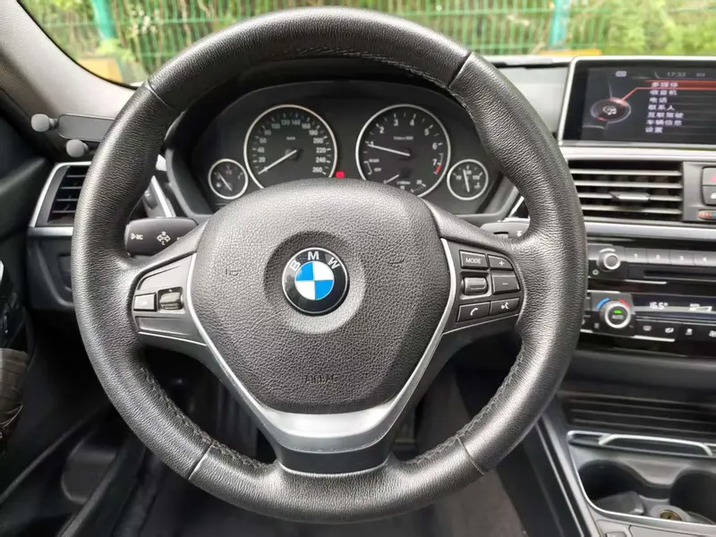 BMW 3 Series — фото 10